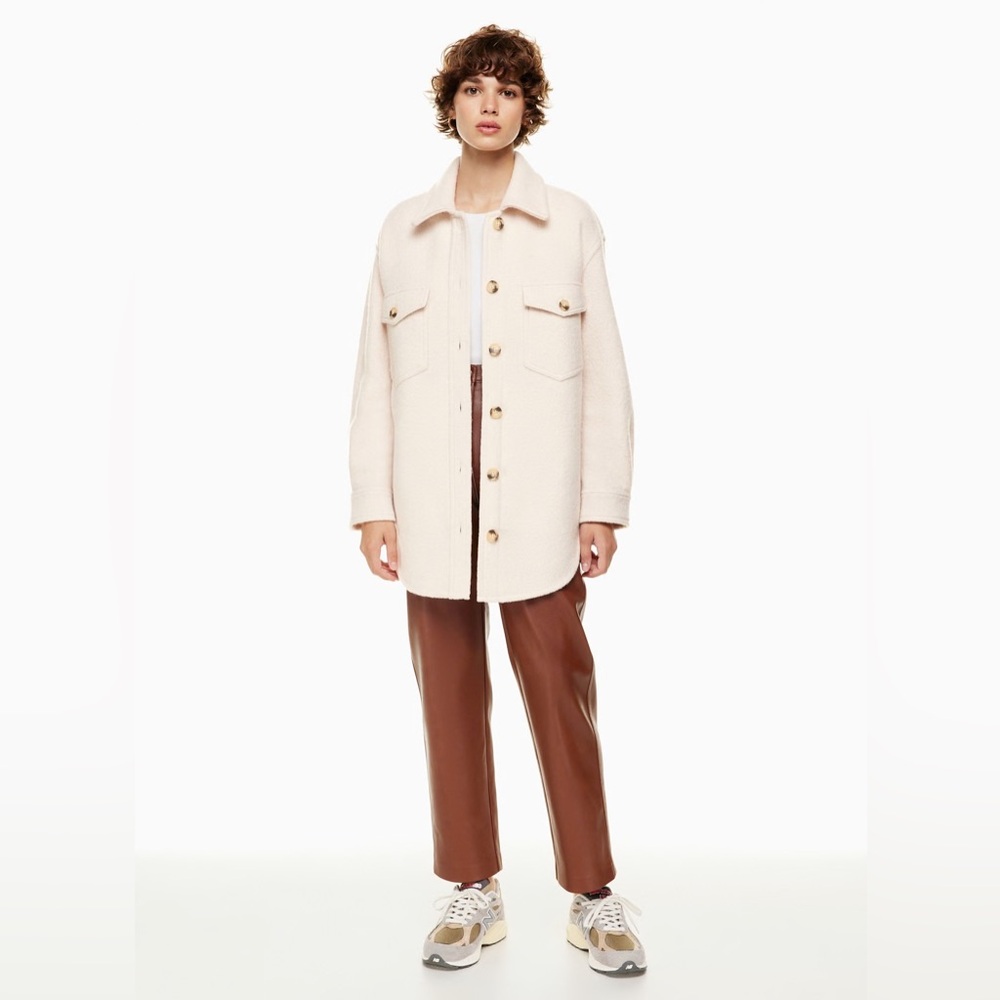 NWT Aritzia Wilfred Free
The Ganna™ Shirt Jacket